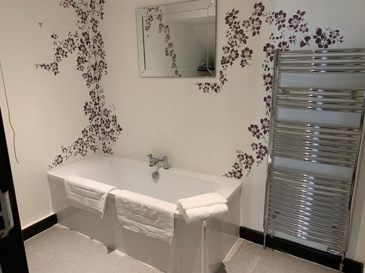 Heather Glen. Six Bedroom Home Near The Sea. Blackpool Bagian luar foto