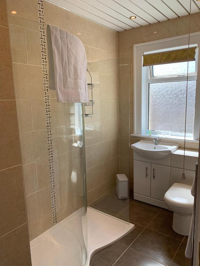 Heather Glen. Six Bedroom Home Near The Sea. Blackpool Bagian luar foto